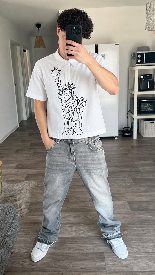 STATUE OF LIBERTY BUTTON UP